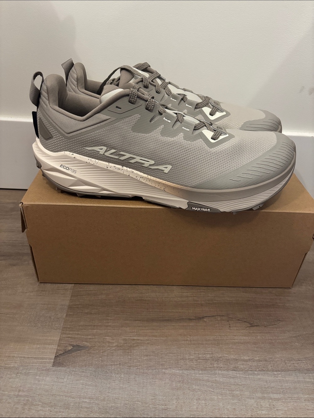Altra Men’s Experience Wild 3 Tan Size 12 New with box